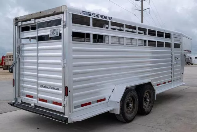 used Stock / Stock Combo Trailers Featherlite  for sale, in Seguin, TX Thumbnail 4