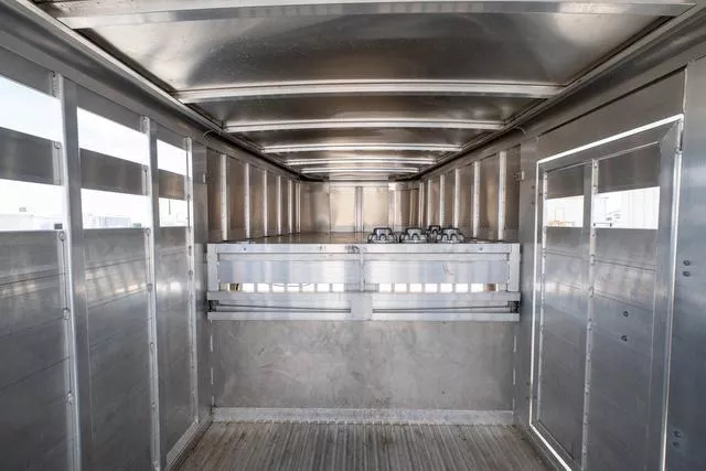 used Stock / Stock Combo Trailers Featherlite  for sale, in Seguin, TX Thumbnail 17