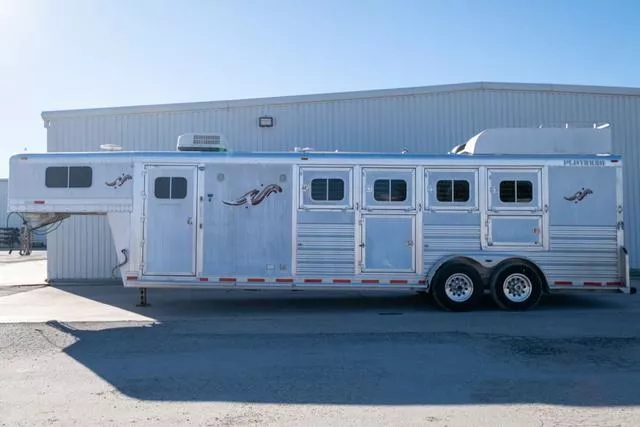 used Horse Trailers Platinum Coach  for sale, in Seguin, TX Thumbnail 2