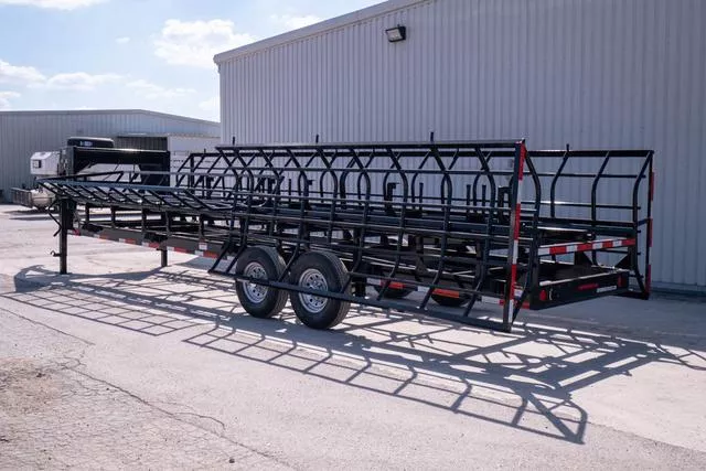 new Stock / Stock Combo Trailers Gooseneck  for sale, in Seguin, TX Thumbnail 3