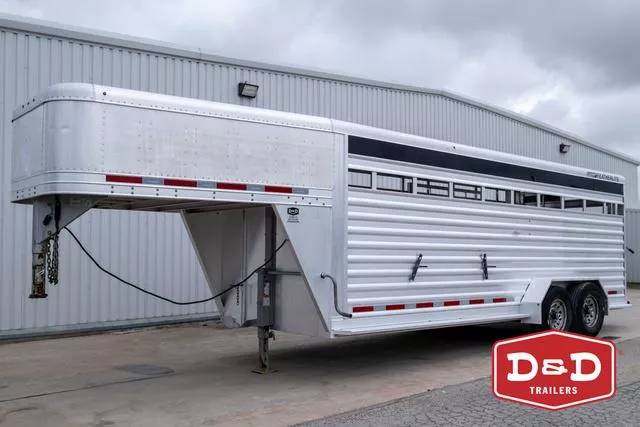 2016 Featherlite Trailers 20 Ft Stock Trailer 
