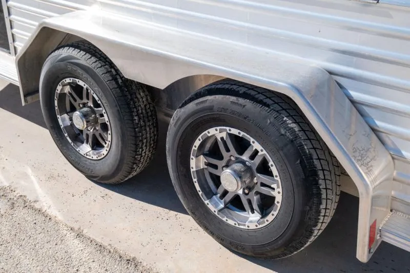 used Horse Trailers Frontier Trailers  for sale, in Seguin, TX Thumbnail 16