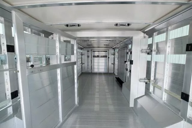 new Stock / Stock Combo Trailers Cimarron Trailers  for sale, in Seguin, TX Thumbnail 19