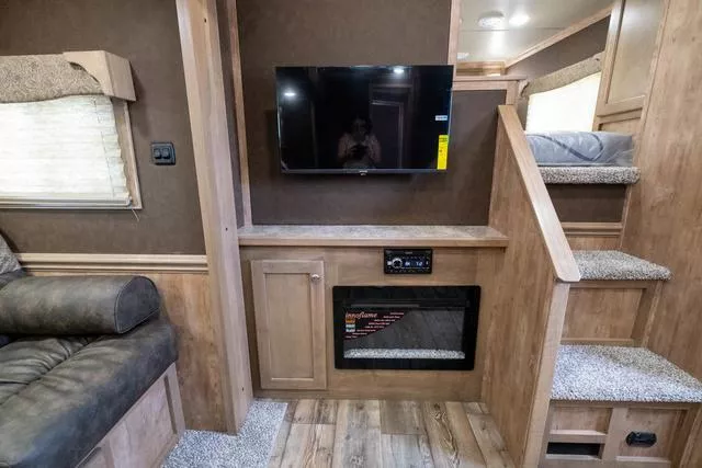 new Horse Trailers Merhow Trailers  for sale, in Seguin, TX Thumbnail 42