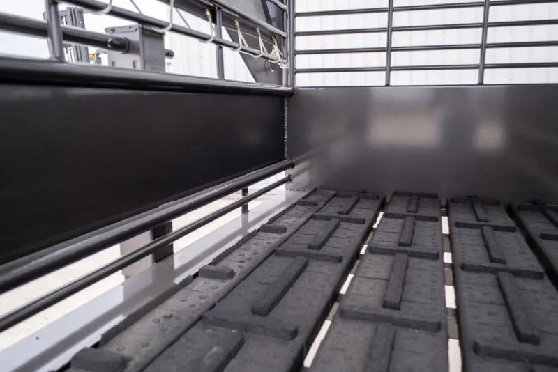 new Stock / Stock Combo Trailers Gooseneck  for sale, in Seguin, TX Thumbnail 9