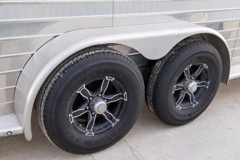 used Horse Trailers Sundowner Trailers  for sale, in Seguin, TX Thumbnail 21