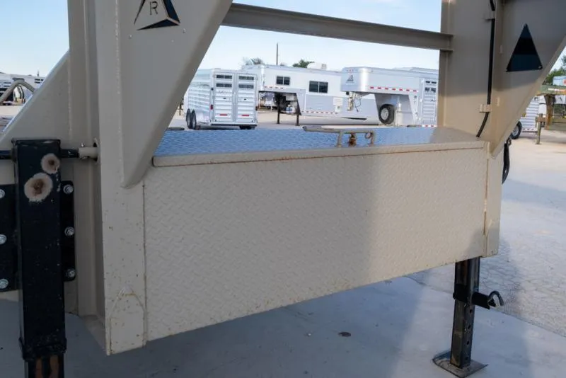 used Equipment / Flatbed Trailers RawMaxx  for sale, in Seguin, TX Thumbnail 6