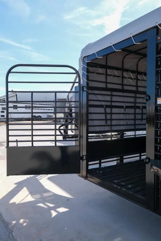 new Stock / Stock Combo Trailers Gooseneck  for sale, in Seguin, TX Thumbnail 7