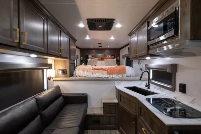 used Horse Trailers Exiss Trailers  for sale, in Seguin, TX Thumbnail 23