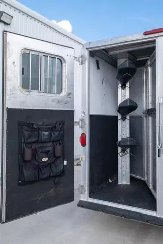 used Horse Trailers Featherlite  for sale, in Seguin, TX Thumbnail 20