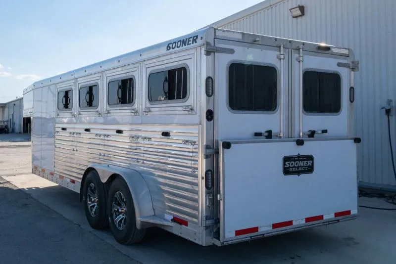 used Horse Trailers Sooner  for sale, in Seguin, TX Thumbnail 3