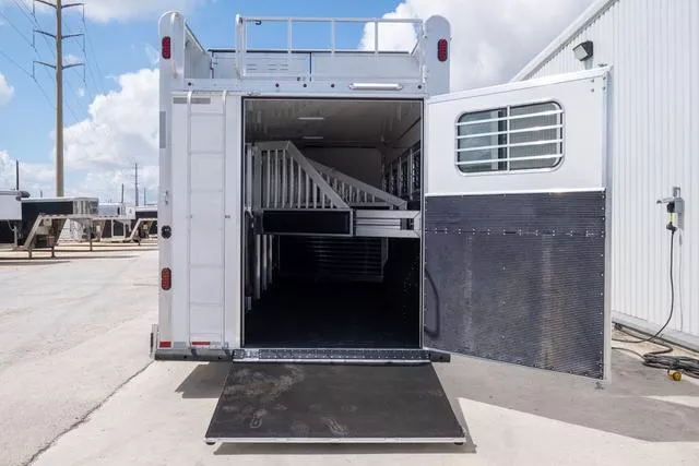 new Horse Trailers Elite Trailers  for sale, in Seguin, TX Thumbnail 25