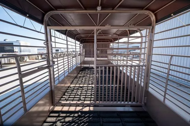 new Stock / Stock Combo Trailers Gooseneck  for sale, in Seguin, TX Thumbnail 14