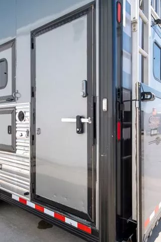 used Horse Trailers Cimarron Trailers  for sale, in Seguin, TX Thumbnail 36