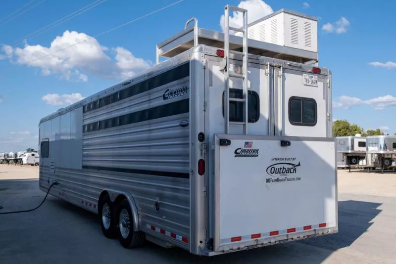 used Horse Trailers Cimarron Trailers  for sale, in Seguin, TX Thumbnail 4