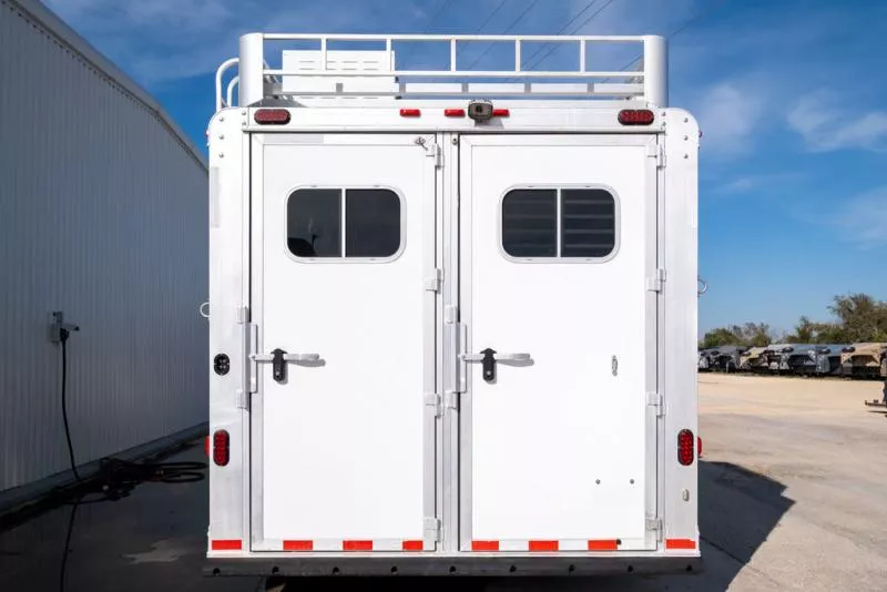 used Horse Trailers Elite Trailers  for sale, in Seguin, TX Thumbnail 17