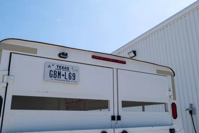 used Horse Trailers W-W Trailer  for sale, in Seguin, TX Thumbnail 17