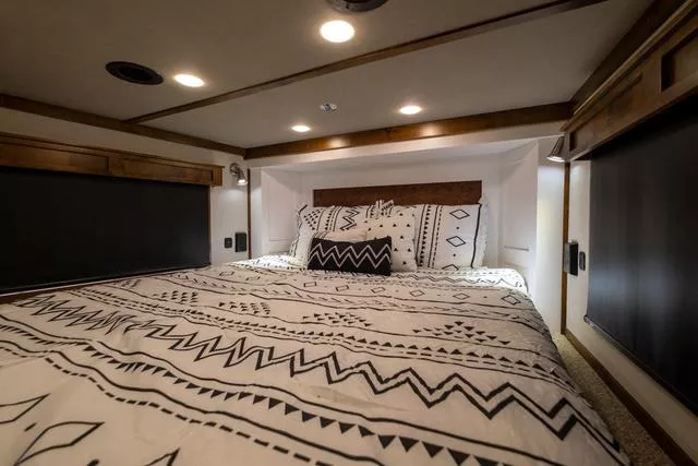 new Horse Trailers Elite Trailers  for sale, in Seguin, TX Thumbnail 18