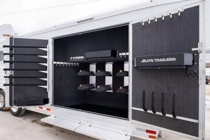 used Horse Trailers Elite Trailers  for sale, in Seguin, TX Thumbnail 9