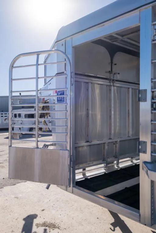 new Stock / Stock Combo Trailers Gooseneck  for sale, in Seguin, TX Thumbnail 7