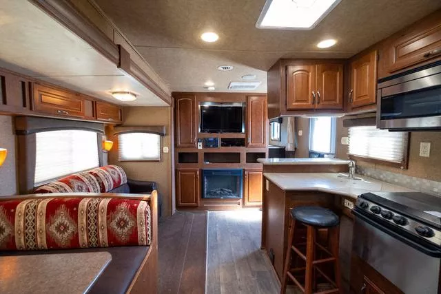 used Horse Trailers Bison Trailers  for sale, in Seguin, TX Thumbnail 20