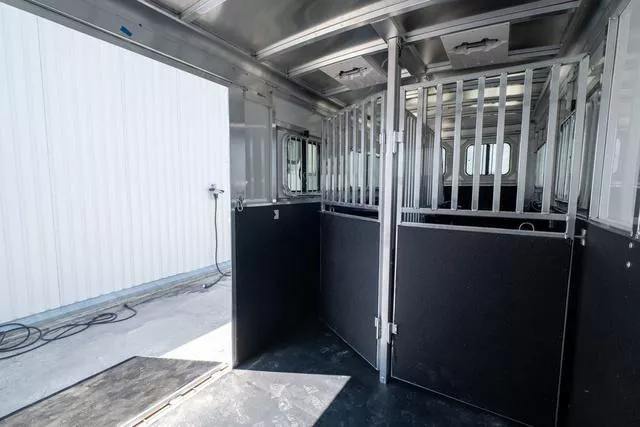 new Horse Trailers Sundowner Trailers  for sale, in Seguin, TX Thumbnail 13