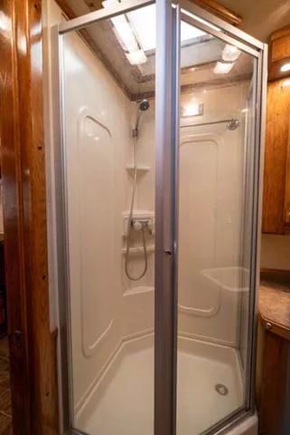 used Horse Trailers Platinum Coach  for sale, in Seguin, TX Thumbnail 32