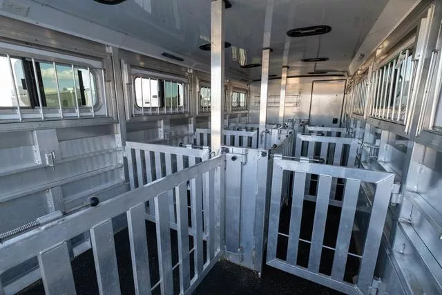 used Horse Trailers Sooner  for sale, in Seguin, TX Thumbnail 19