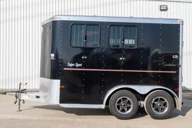 used Horse Trailers Sundowner Trailers  for sale, in Seguin, TX Thumbnail 2