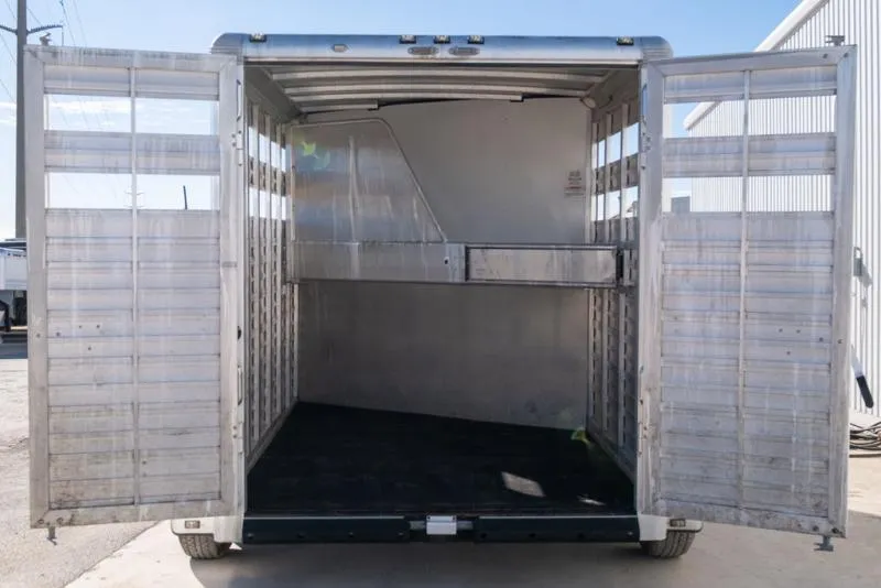 used Horse Trailers Sundowner Trailers  for sale, in Seguin, TX Thumbnail 11