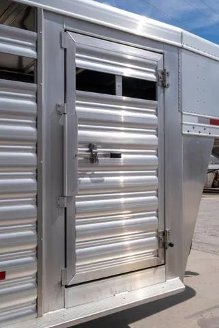 used Stock / Stock Combo Trailers Featherlite  for sale, in Seguin, TX Thumbnail 7