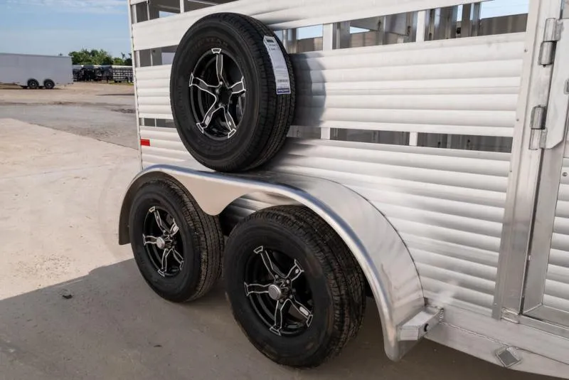 new Stock / Stock Combo Trailers Sundowner Trailers  for sale, in Seguin, TX Thumbnail 9