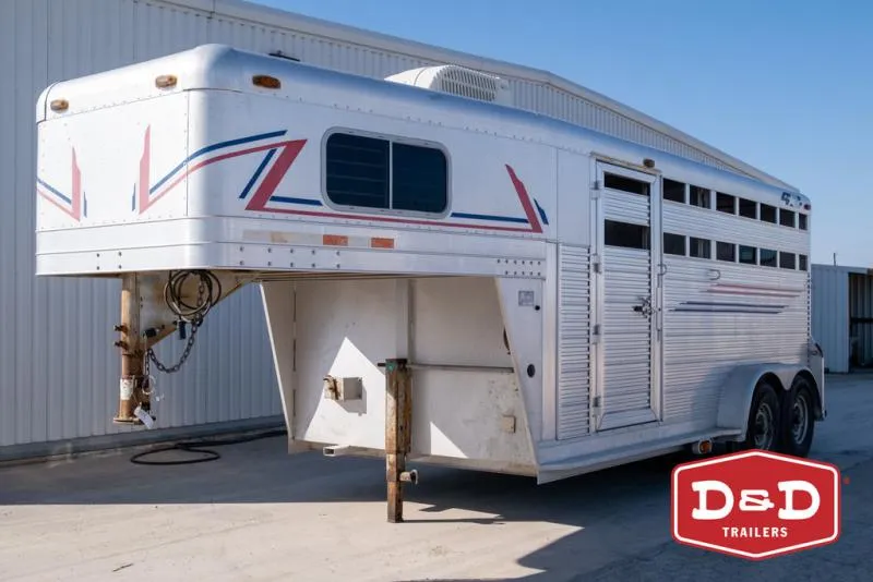 1999 4 Star Trailers 3 Horse Trailer 