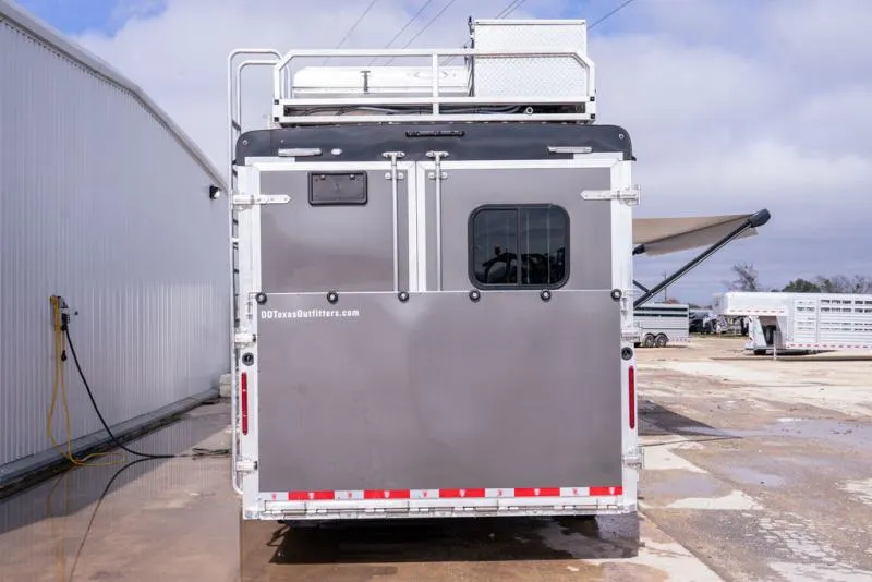 new Horse Trailers Bison Trailers  for sale, in Seguin, TX Thumbnail 4