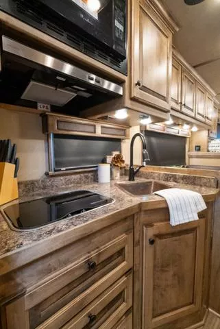 new Horse Trailers Elite Trailers  for sale, in Seguin, TX Thumbnail 29