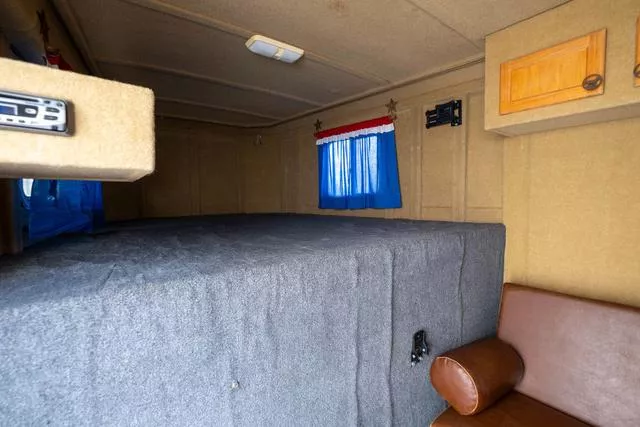 used Horse Trailers Featherlite  for sale, in Seguin, TX Thumbnail 8