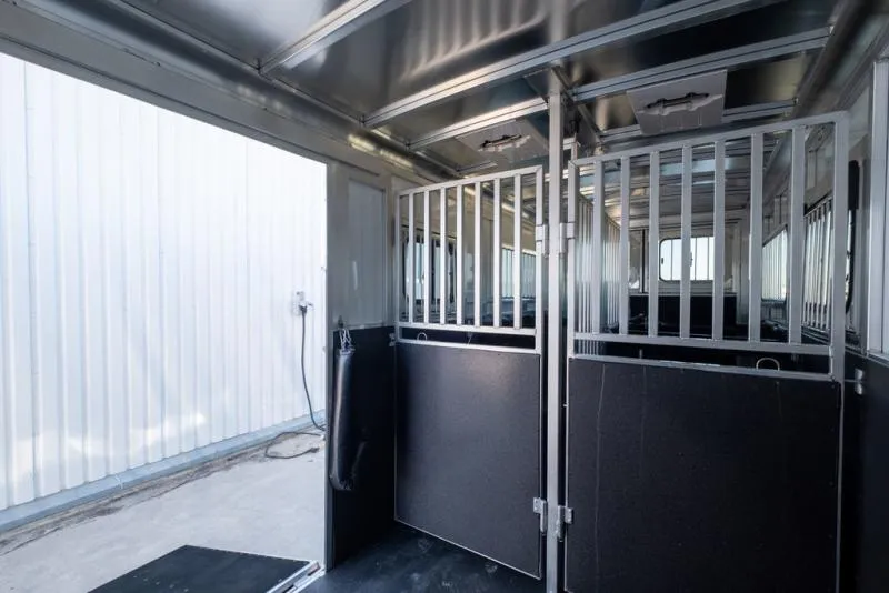 new Horse Trailers Sundowner Trailers  for sale, in Seguin, TX Thumbnail 12