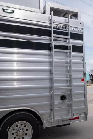 new Horse Trailers Merhow Trailers  for sale, in Seguin, TX Thumbnail 10