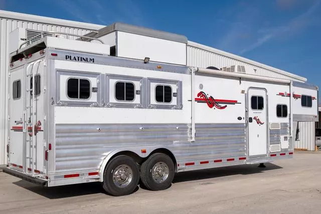used Horse Trailers Platinum Coach  for sale, in Seguin, TX Thumbnail 3
