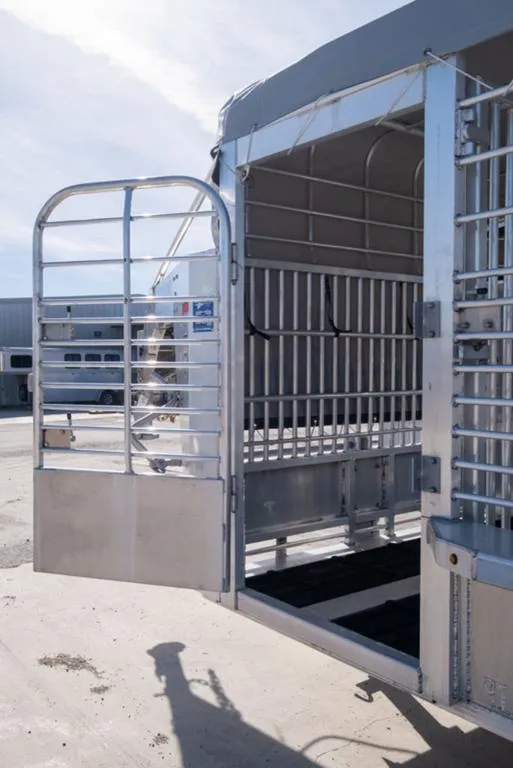 new Stock / Stock Combo Trailers Gooseneck  for sale, in Seguin, TX Thumbnail 7