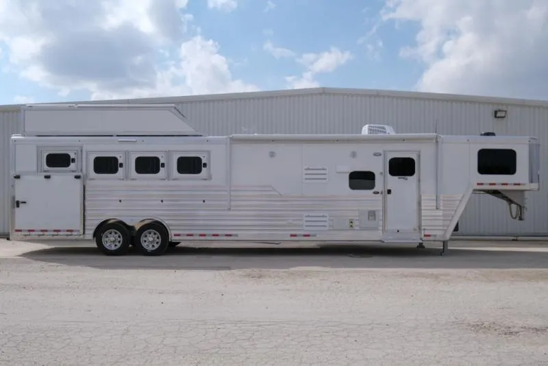 new Horse Trailers Cimarron Trailers  for sale, in Seguin, TX Thumbnail 4