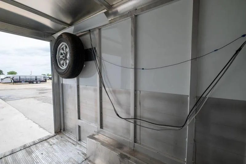 used Office / Fiber Optic Trailers Sundowner Trailers  for sale, in Seguin, TX Thumbnail 12