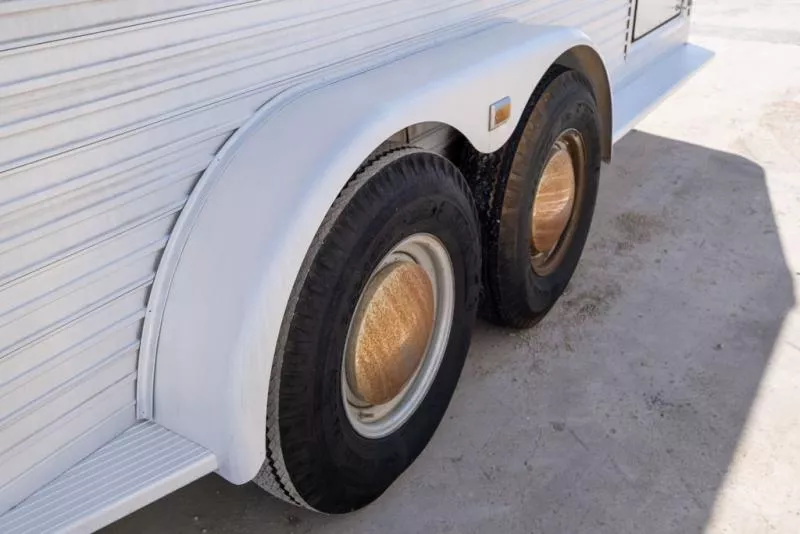 used Horse Trailers Sundowner Trailers  for sale, in Seguin, TX Thumbnail 14