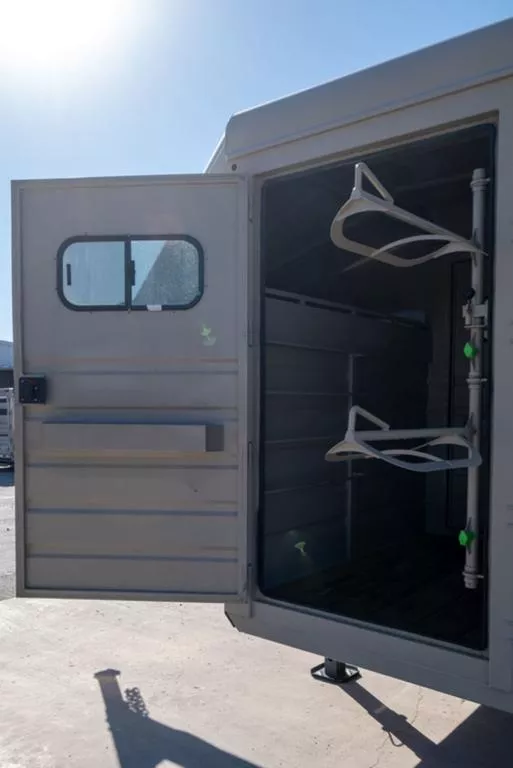 used Stock / Stock Combo Trailers Swift Built Trailers  for sale, in Seguin, TX Thumbnail 10