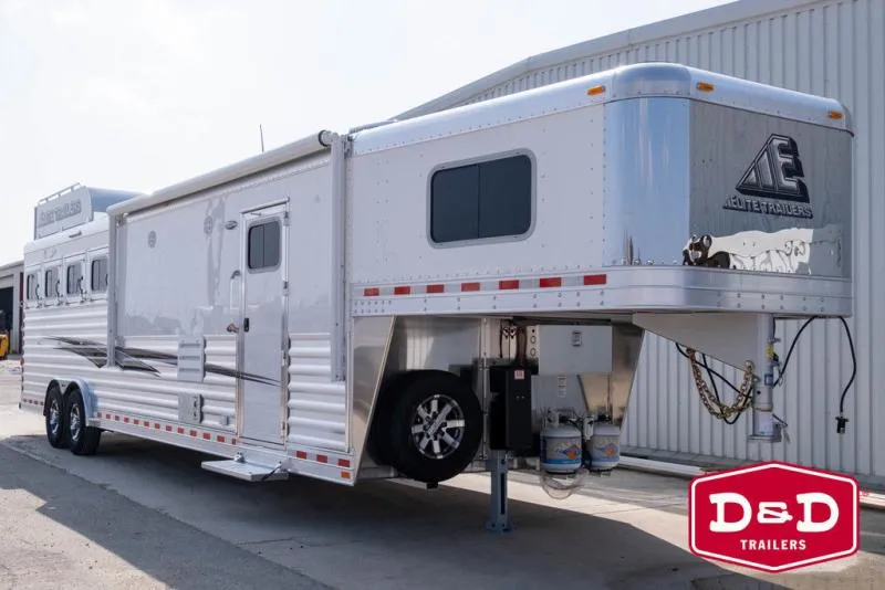 2026 Elite Trailers 4 Horse 12'8" SW Living Quarters Trailer 