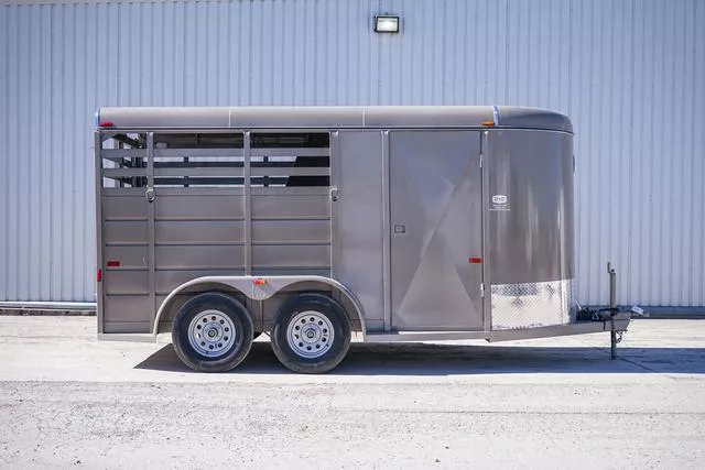 new Horse Trailers W-W Trailer  for sale, in Seguin, TX Thumbnail 2