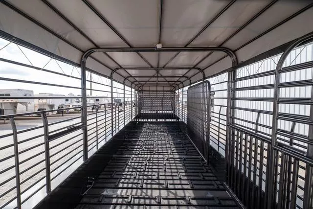 new Stock / Stock Combo Trailers Gooseneck  for sale, in Seguin, TX Thumbnail 16
