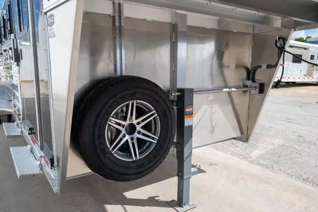 new Horse Trailers Exiss Trailers  for sale, in Seguin, TX Thumbnail 5