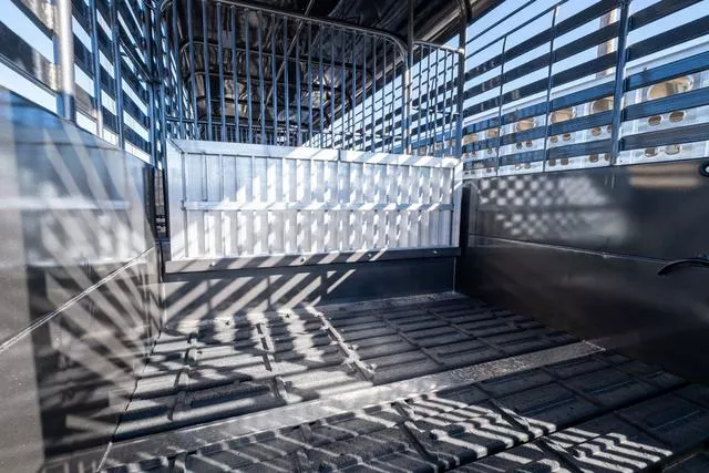 new Stock / Stock Combo Trailers Gooseneck  for sale, in Seguin, TX Thumbnail 7