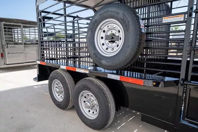 new Stock / Stock Combo Trailers Gooseneck  for sale, in Seguin, TX Thumbnail 8